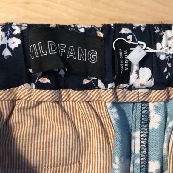 Wildfang THE ESSENTIAL BLUE FLORAL DRAWSTRING SHORT medium - Picture 5 of 13